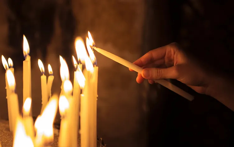 light_a_candle